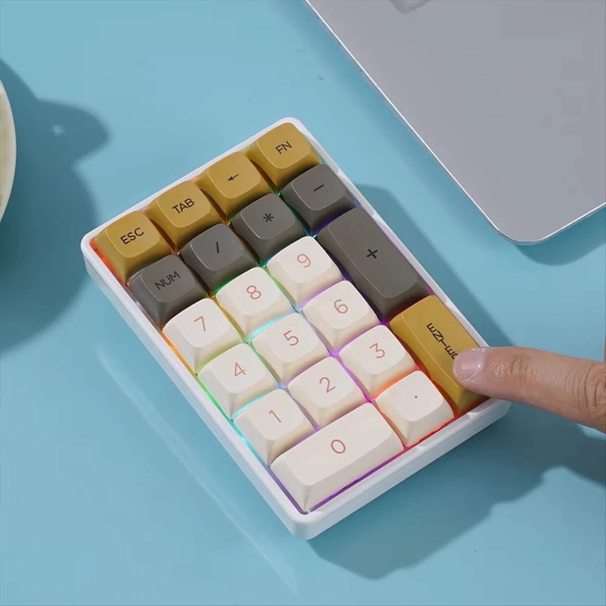 N86R 21 คีย์มินิคีย์บอร์ด 2.4G - Gaming Keyboard Number Pad บทวิจารณ์และราคา